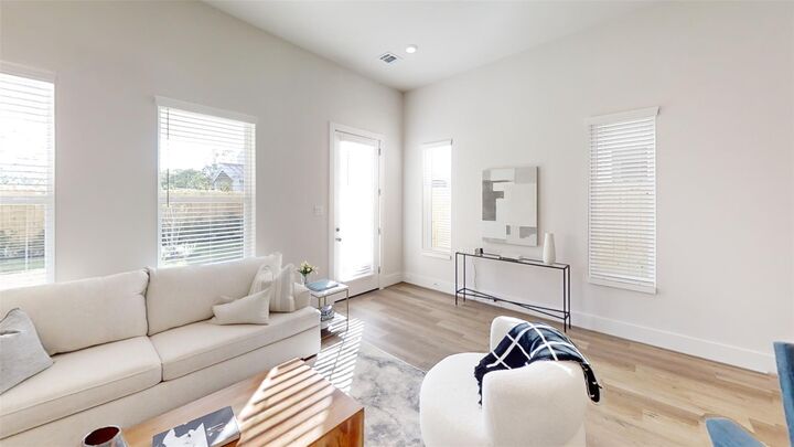 Property Photo: 5616 Bertellis Lane TX 77091