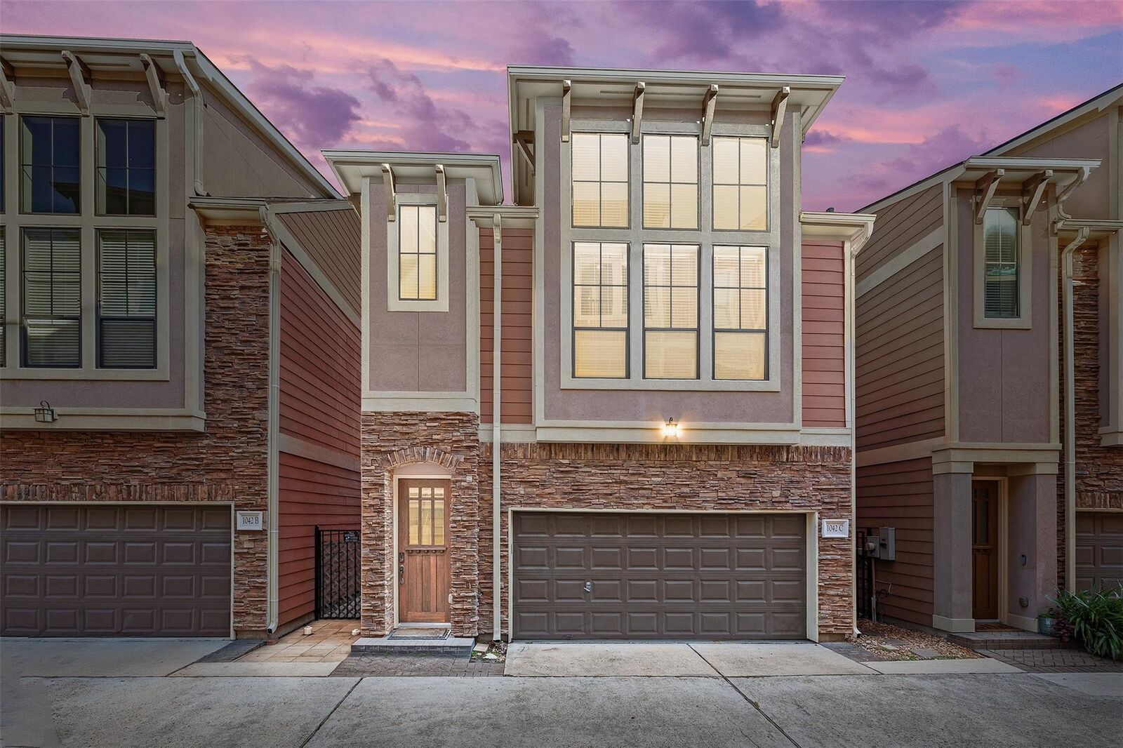 Property Photo:  1042 W 23rd Street C  TX 77008 