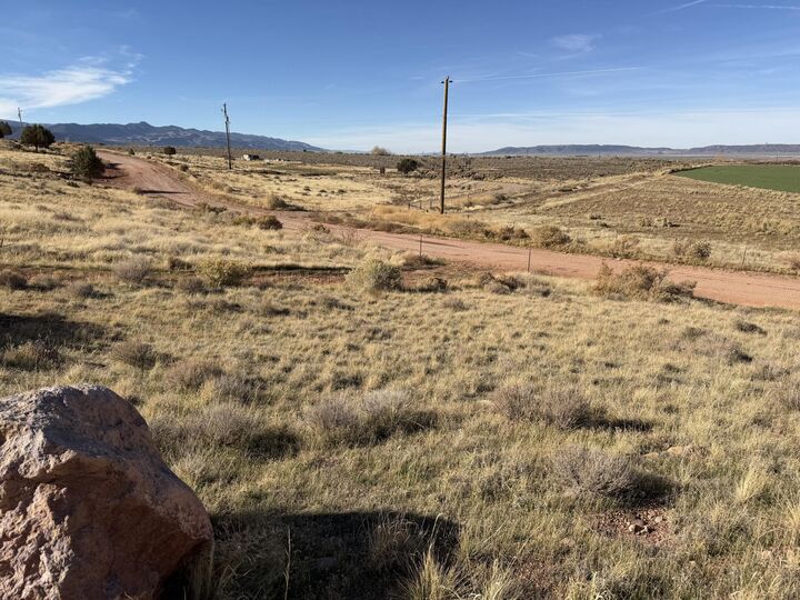 Property Photo:  1714 N Foothill Dr  UT 84760 