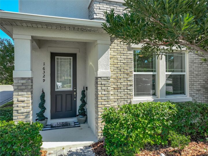 Property Photo: 16329 Prairie School Drive FL 34787