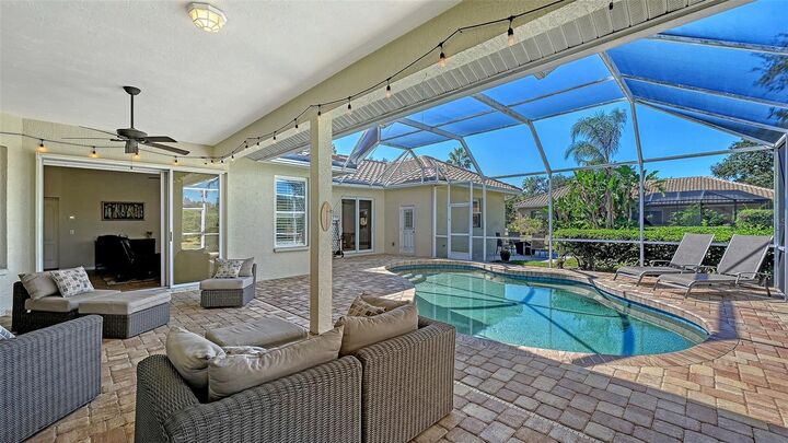 Property Photo: 9011 Misty Creek Drive FL 34241