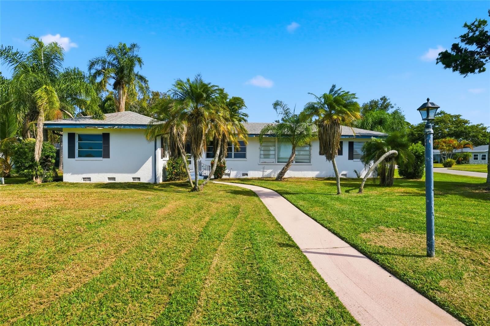 Property Photo: 6240 Uplands Boulevard FL 34243