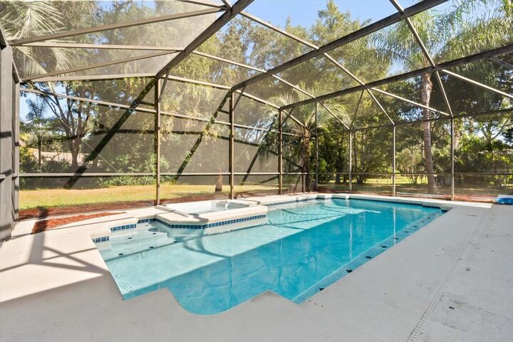 Property Photo: 8449 River Branch Place FL 32771