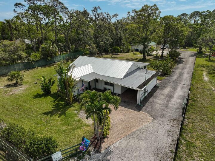 4116 34th Avenue E  Bradenton FL 34208 photo