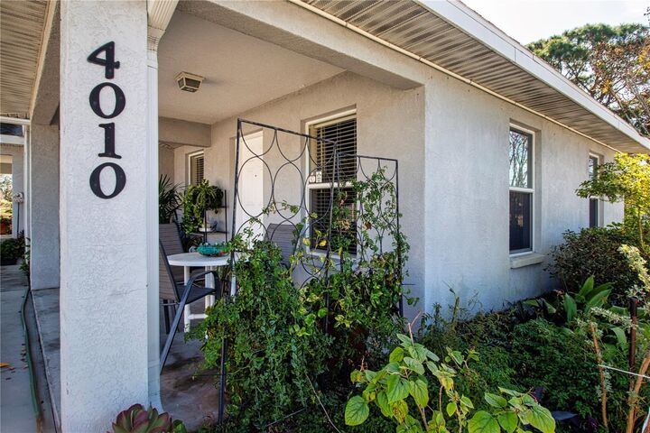 Property Photo: 4010 N Lockwood Ridge Road FL 34234