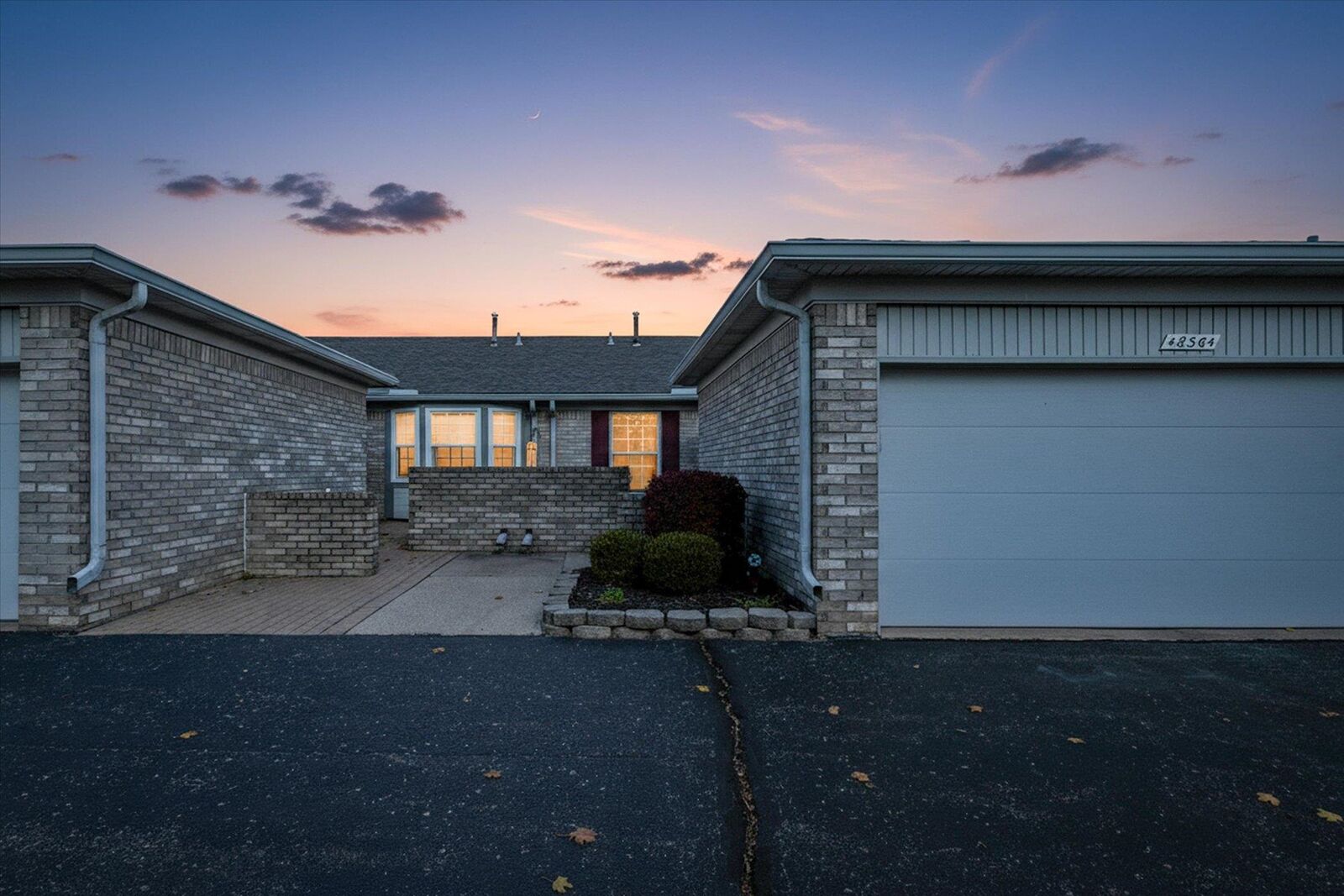 Property Photo: 48564 Hudson Bay Ct Court MI 48315