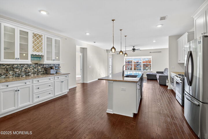 Property Photo:  67 Grabowski Drive 321  NJ 08859 