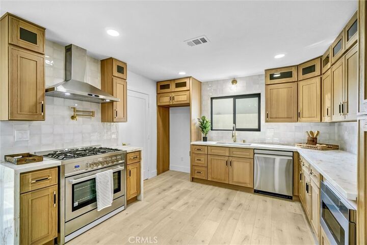 Property Photo:  6032 Vane Circle  CA 92647 