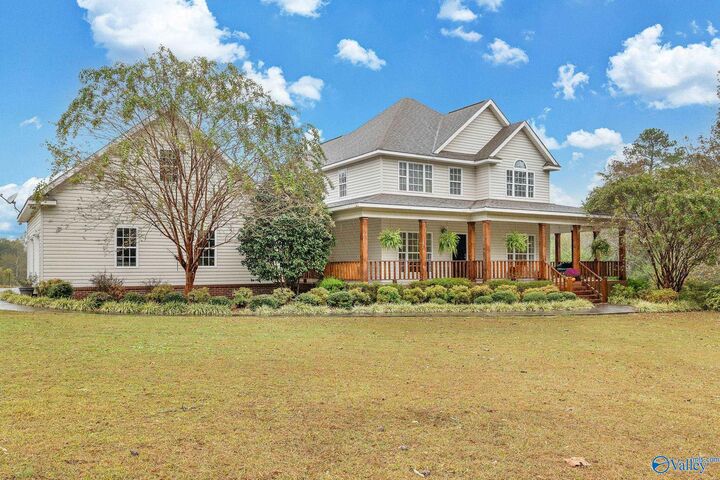 Property Photo:  825 Wallace Road  AL 35016 