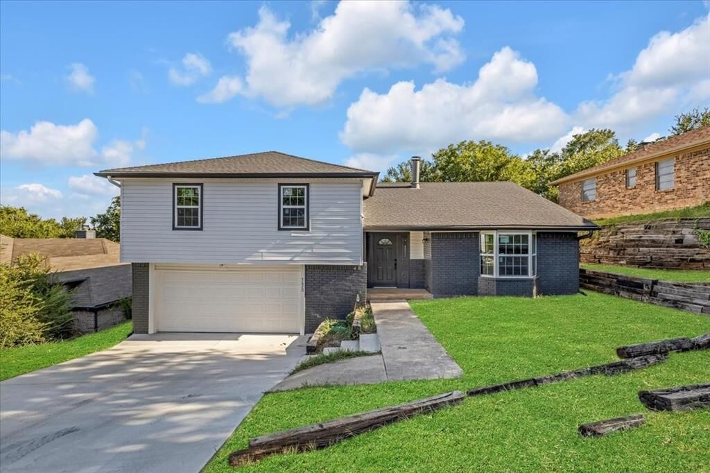 Property Photo: 7620 Craig Street TX 76112