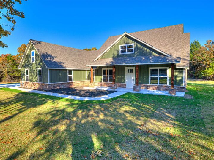 Property Photo: 990580 Hickory Grove Trail OK 73045