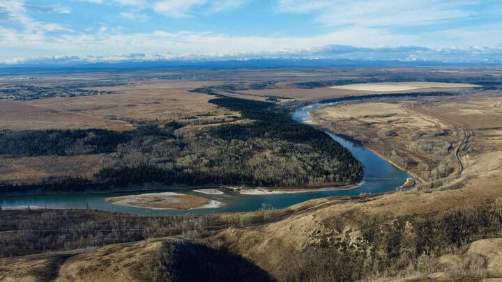 75.50 Acres North Springbank 532528se — photo 1