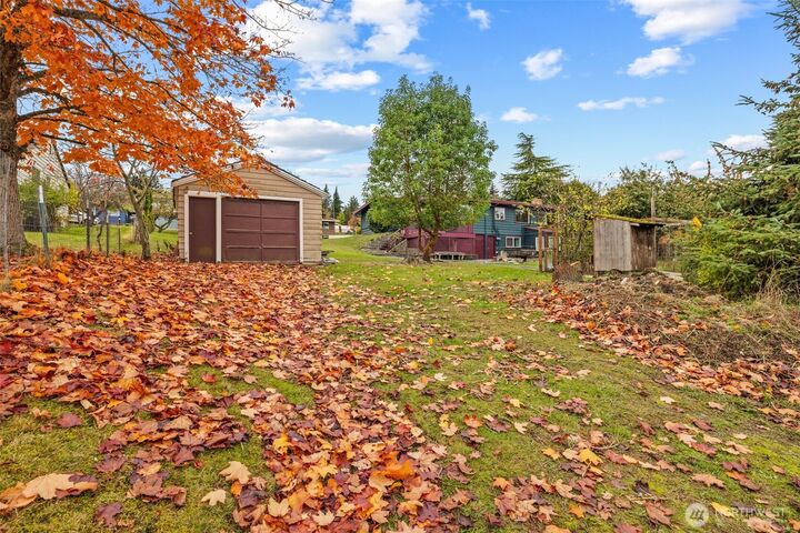 Property Photo: 1621 E 4th Street WA 98362