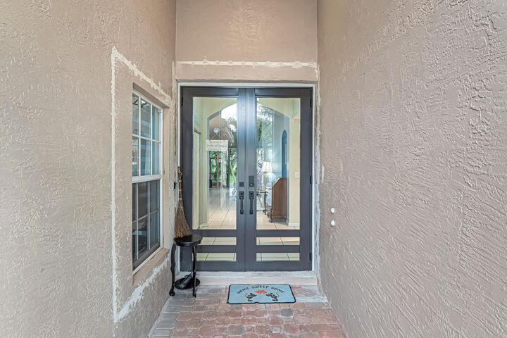 Property Photo:  9799 Crescent View Drive S  FL 33437 