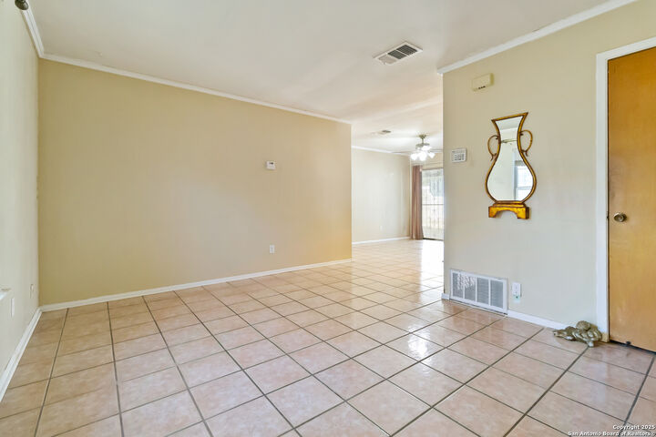 Property Photo: 6034 Topcroft TX 78238