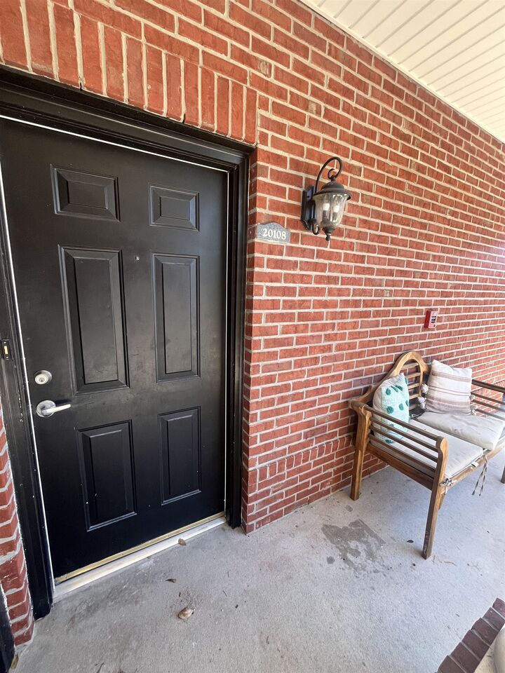 Property Photo: 20108 Harbour Vista Cir FL 32080