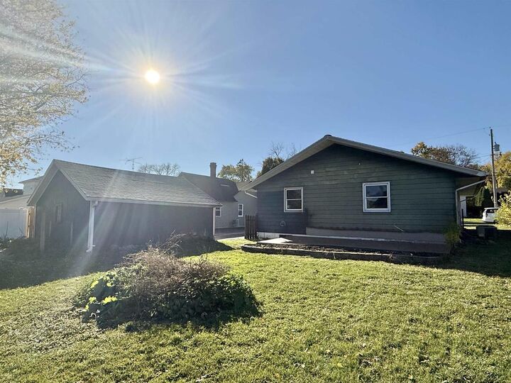 Property Photo: 305 Mill Street WI 53525