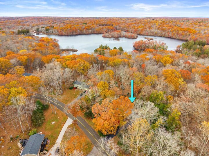 Property Photo:  180 Malabar Drive  CT 06498 