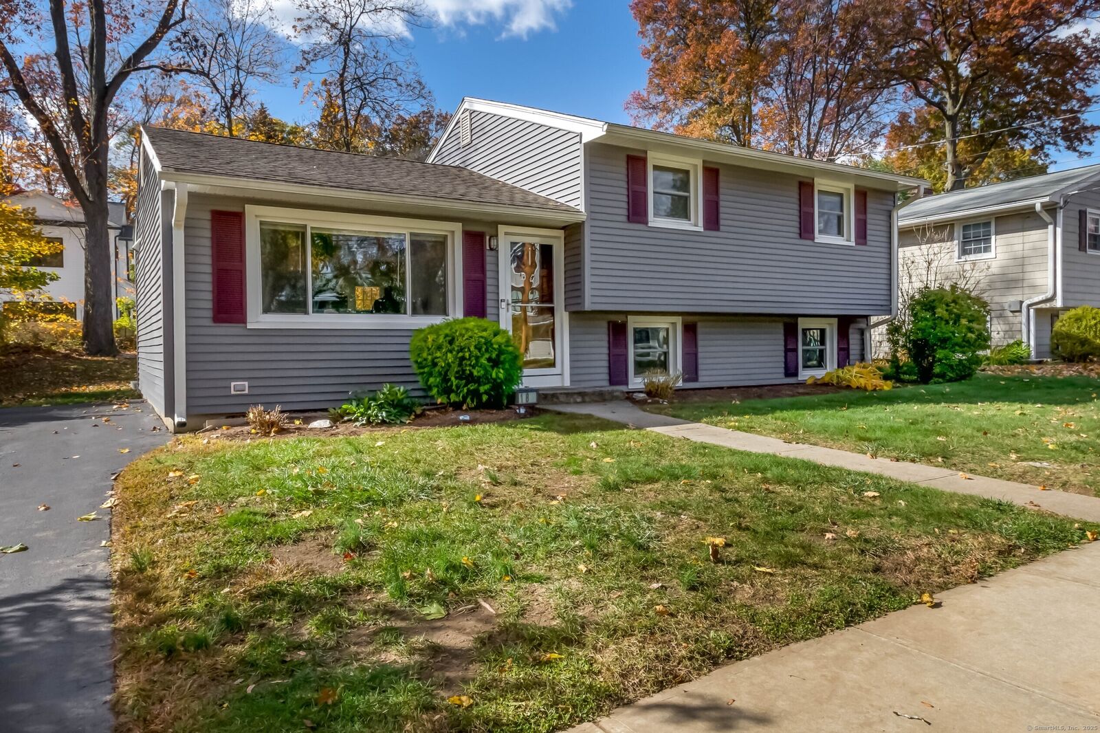 Property Photo: 180 Oakwood Drive CT 06824