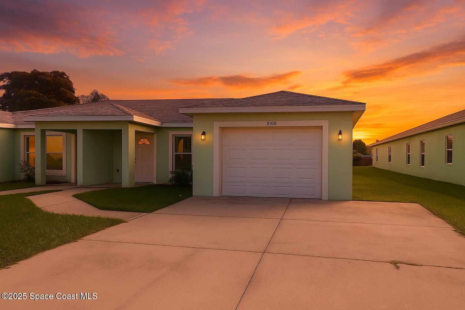 Property Photo: 819 Angela Avenue FL 32955