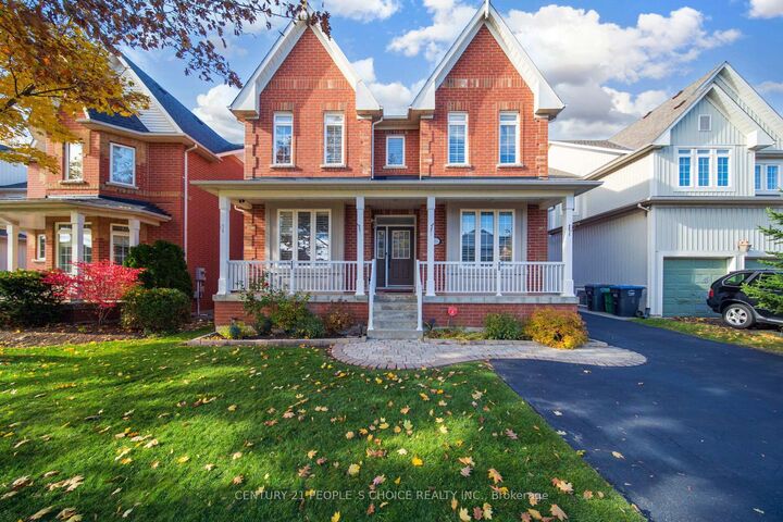 Property Photo:  915 Gaslight Way  ON L5W 1A2 