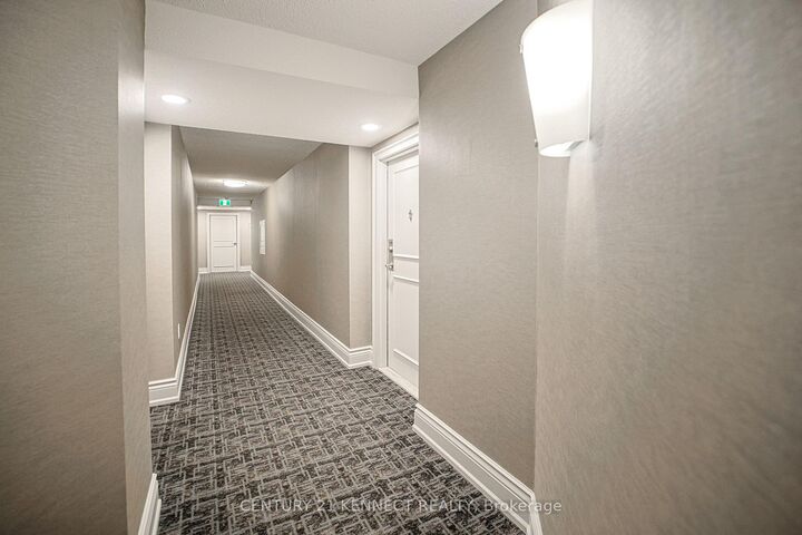 Property Photo: 90 Fisherville Road 1006 ON M2R 3J9