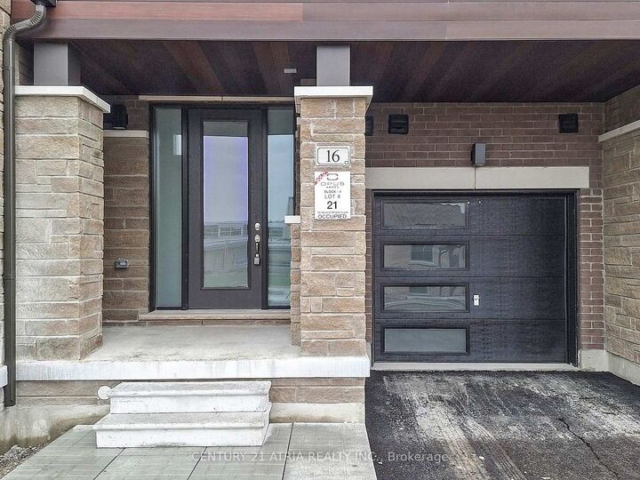 Photo de la propriété: 16 Harold Wilson Lane ON L4S 1N5