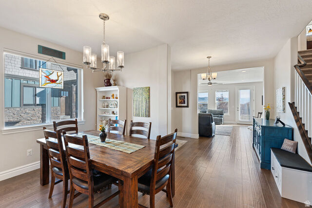 Property Photo: 836 N Pinehurst Dr W UT 84049