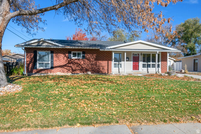 Property Photo: 1429 E Sumac Way UT 84121