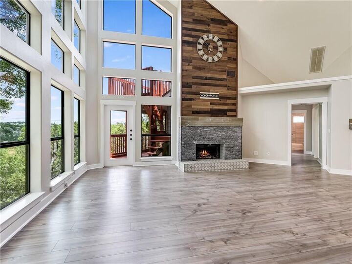 Property Photo: 2413 Crazyhorse Pass TX 78734