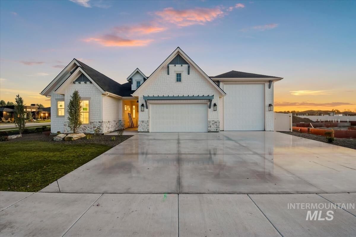 Property Photo:  3323 W Golden Barrel St.  ID 83616 