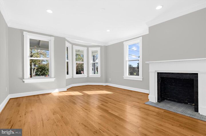 Property Photo: 105 High Street MD 21620