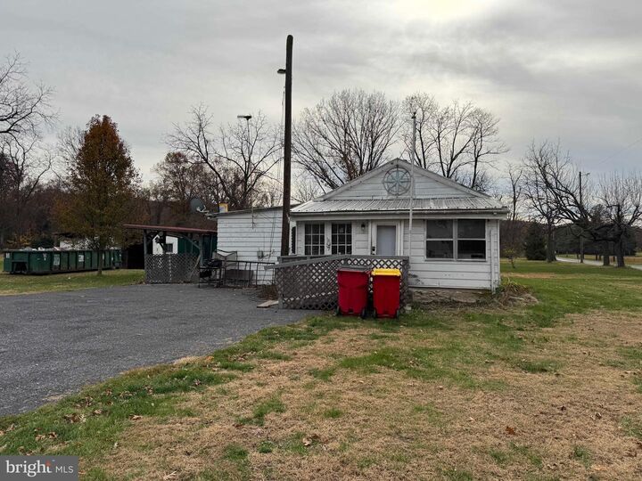 2 Irish Gap Road  Newville PA 17241 photo