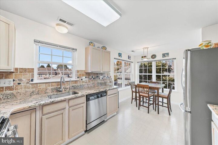 Property Photo: 114 Stewarts Court 407 PA 19460