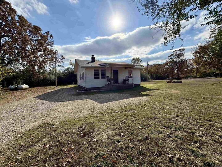 Property Photo:  1573 Old Military Road  AR 72653 