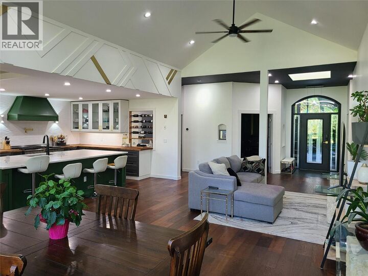 Photo de la propriété: 3897 Gallaghers Other BC V1W 3Z9