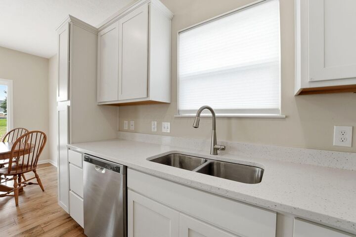 Property Photo:  311 Blue Ridge Court  OH 43061 