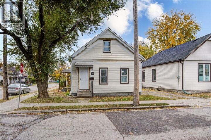 Property Photo:  1 Rathgar Street  ON N5Z 1Y3 