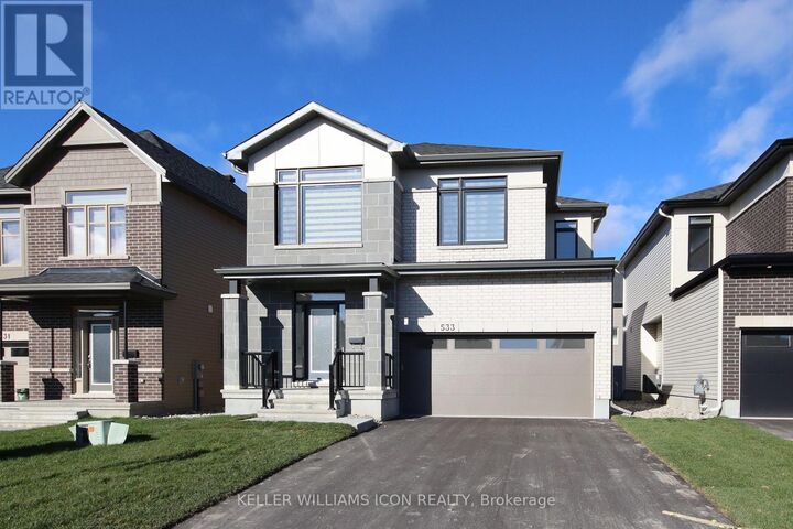Property Photo:  533 Bobolink Ridge  ON K2S 2N6 