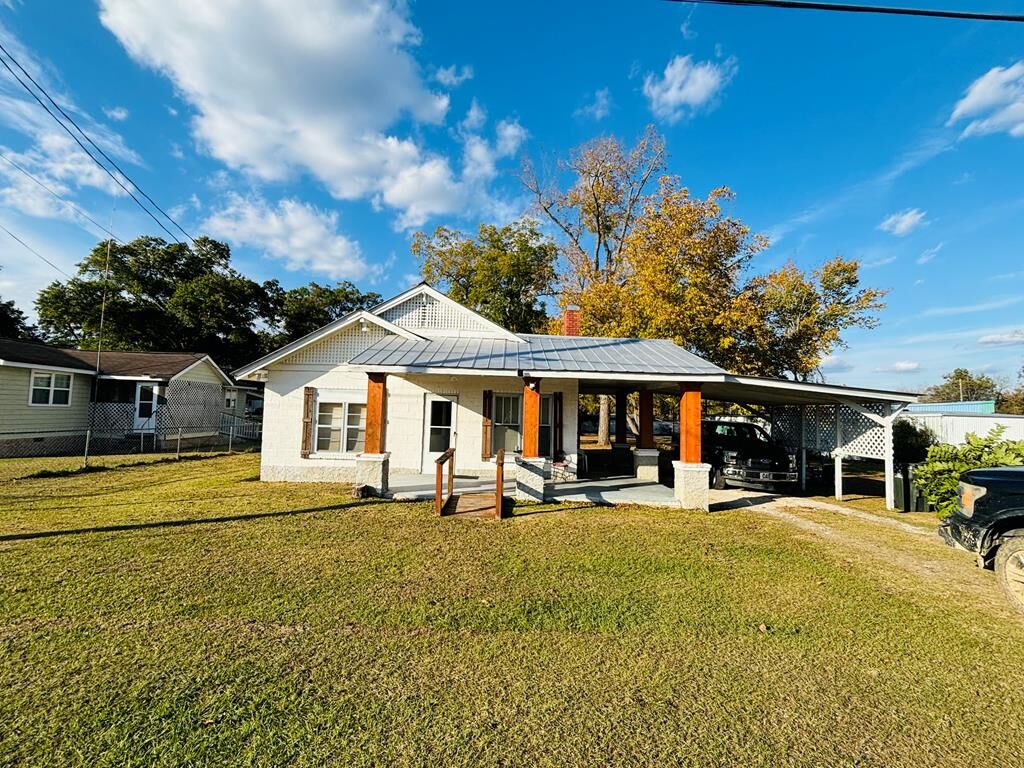 Property Photo: 115 W Park Ave GA 31001