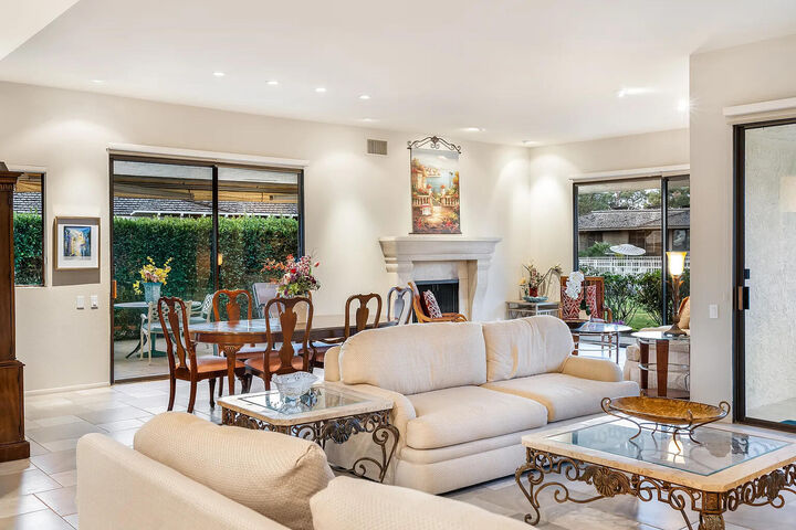 Property Photo: 31 Stanford Drive CA 92270