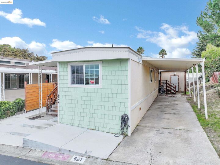 Property Photo: 621 Bounty CA 94565