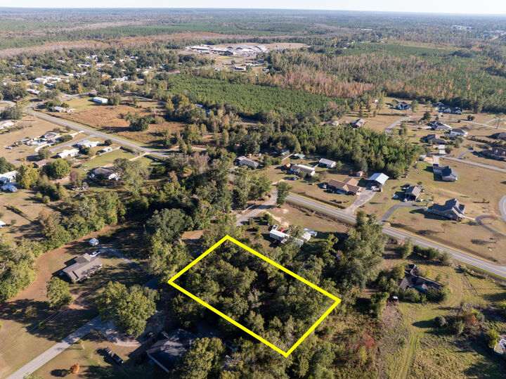 Property Photo:  19076 NE Oak Hill Drive  FL 00N/A 