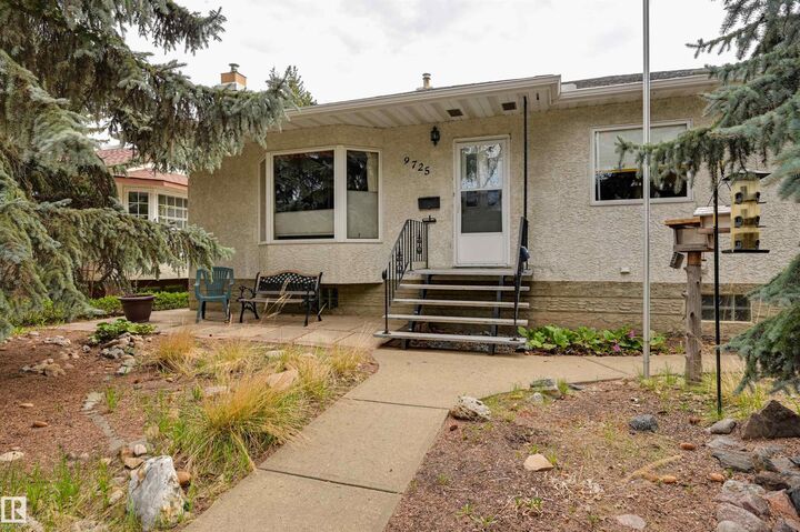 9725 143 Street NW  Edmonton AB T5N 2R3 photo