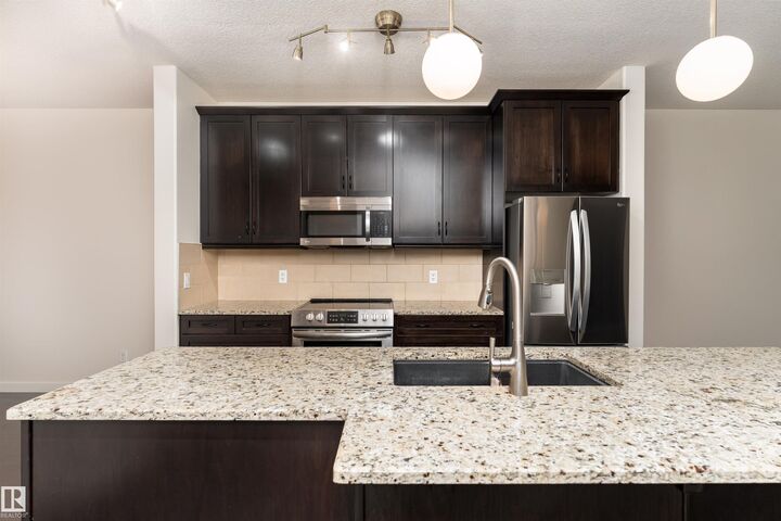 Property Photo:  1060 Gault Boulevard NW  AB T5E 6N7 