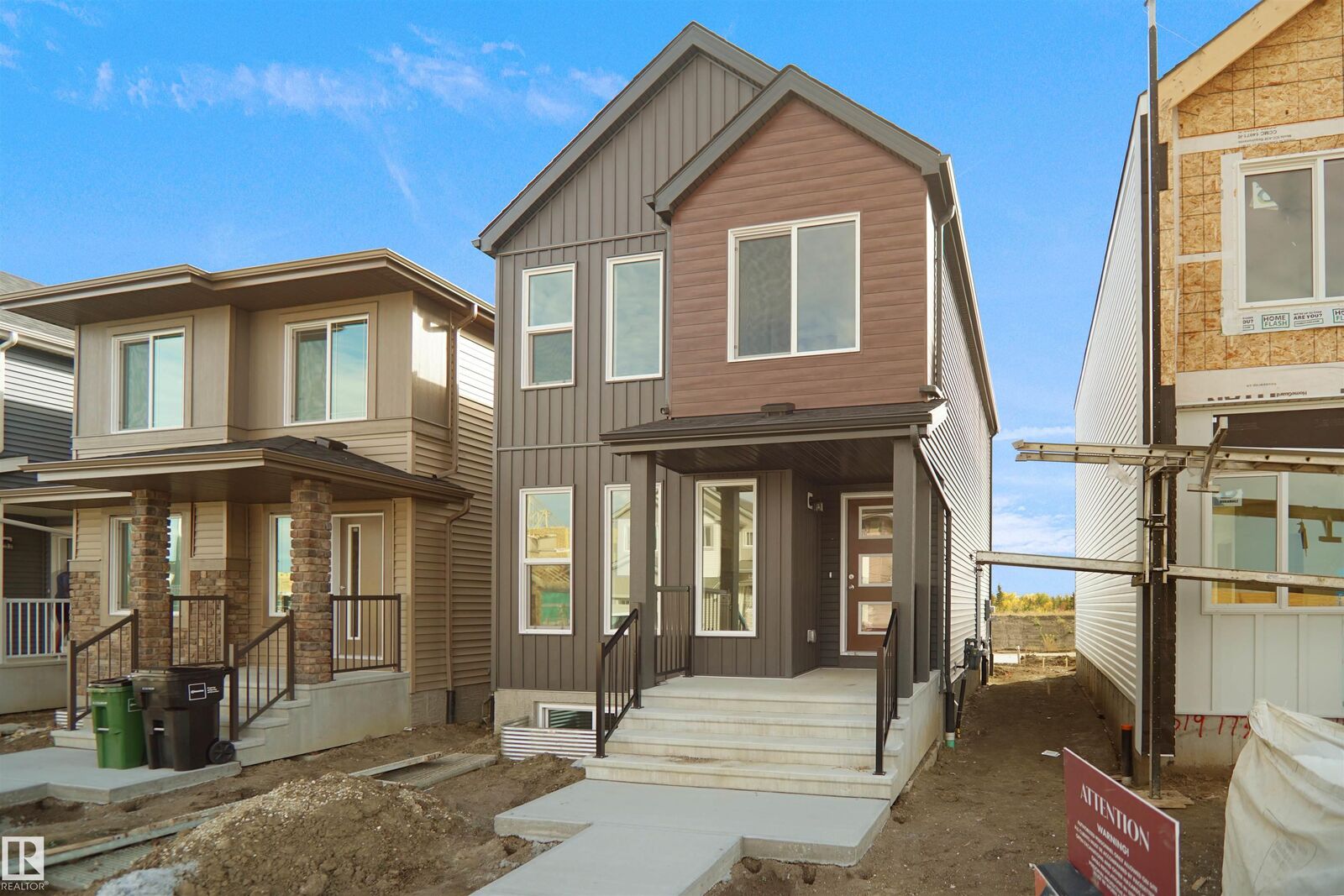 Property Photo:  21386 128A Avenue NW  AB T5S 0R8 