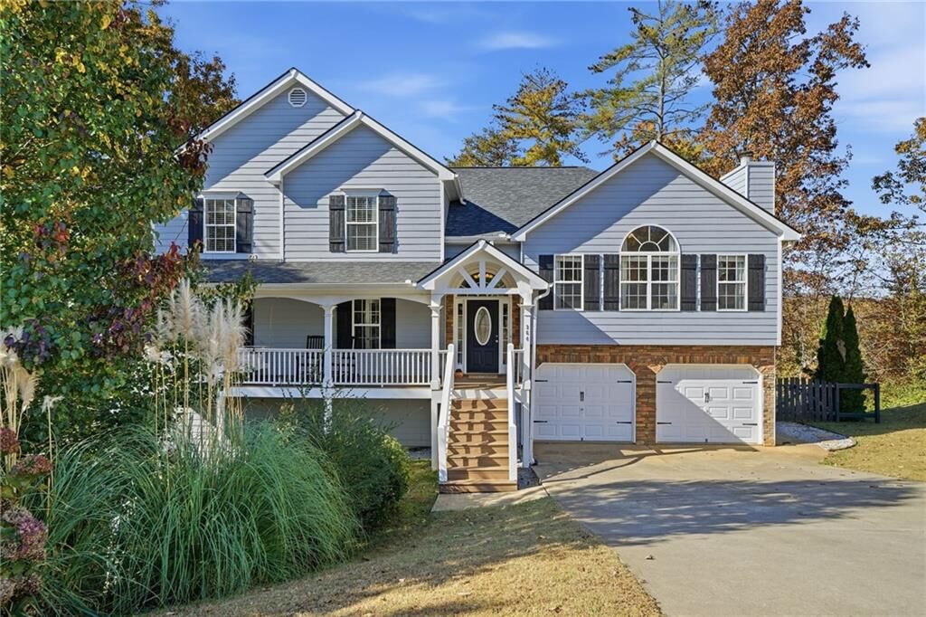 Property Photo:  364 S Woods Court  GA 30143 