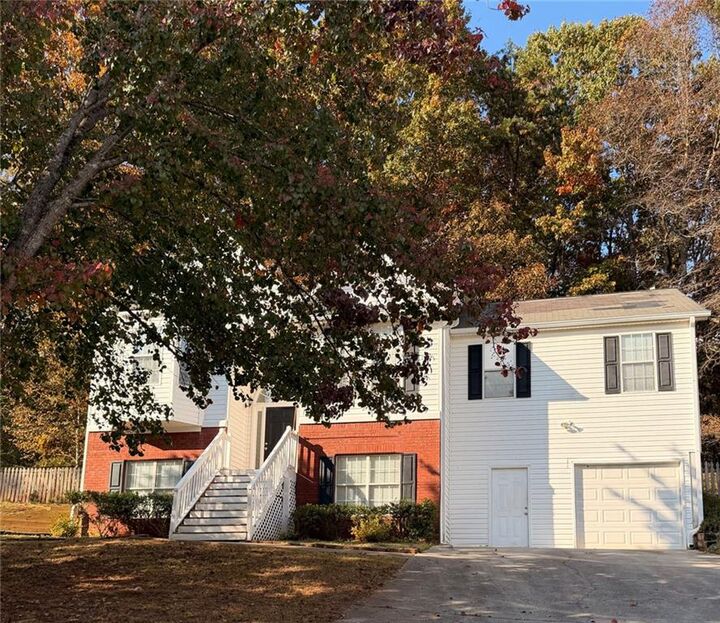 Property Photo: 604 Victorian Circle GA 30157