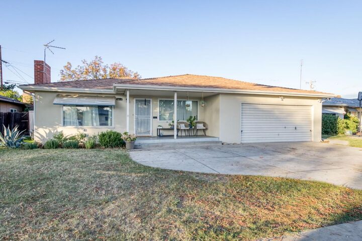 3913 E Fountain Way  Fresno CA 93726 photo