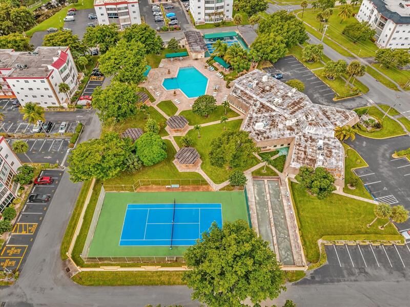 Property Photo:  3990 NW 42nd Ave 308  FL 33319 